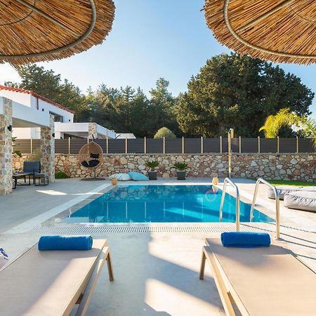 Aiora Luxury Villas Афанту Екстериор снимка
