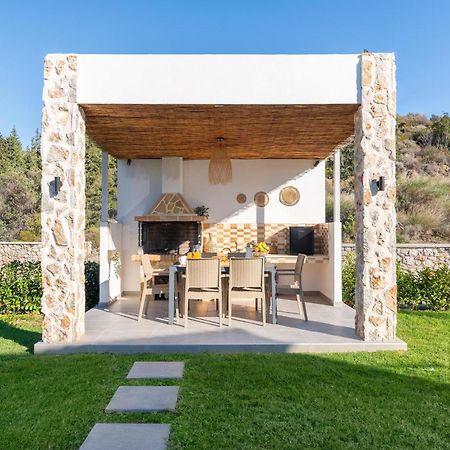 Aiora Luxury Villas Афанту Екстериор снимка