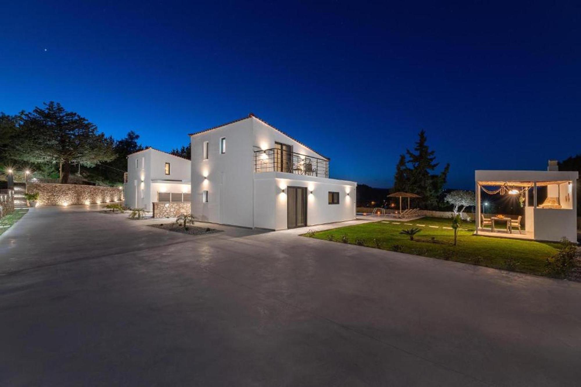 Aiora Luxury Villas Афанту Екстериор снимка