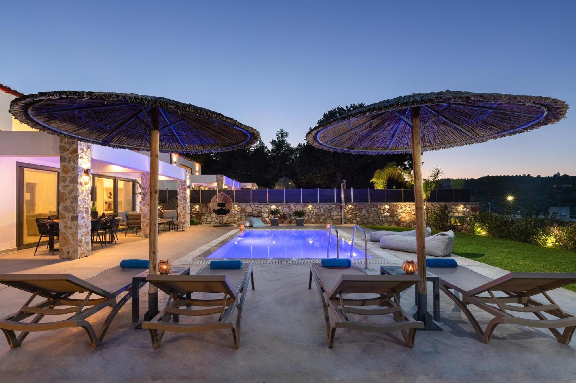 Aiora Luxury Villas Афанту Екстериор снимка